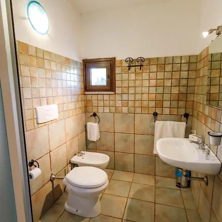 Apartment In Gallura With Pool 24h , 1500 Meters From The Sea Badesi