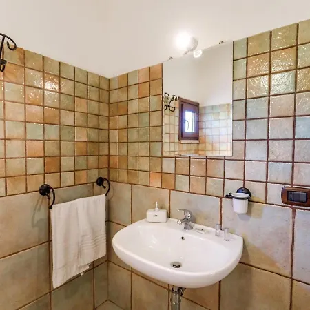 In Gallura With Pool 24h , 1500 Meters From The Sea Apartment *